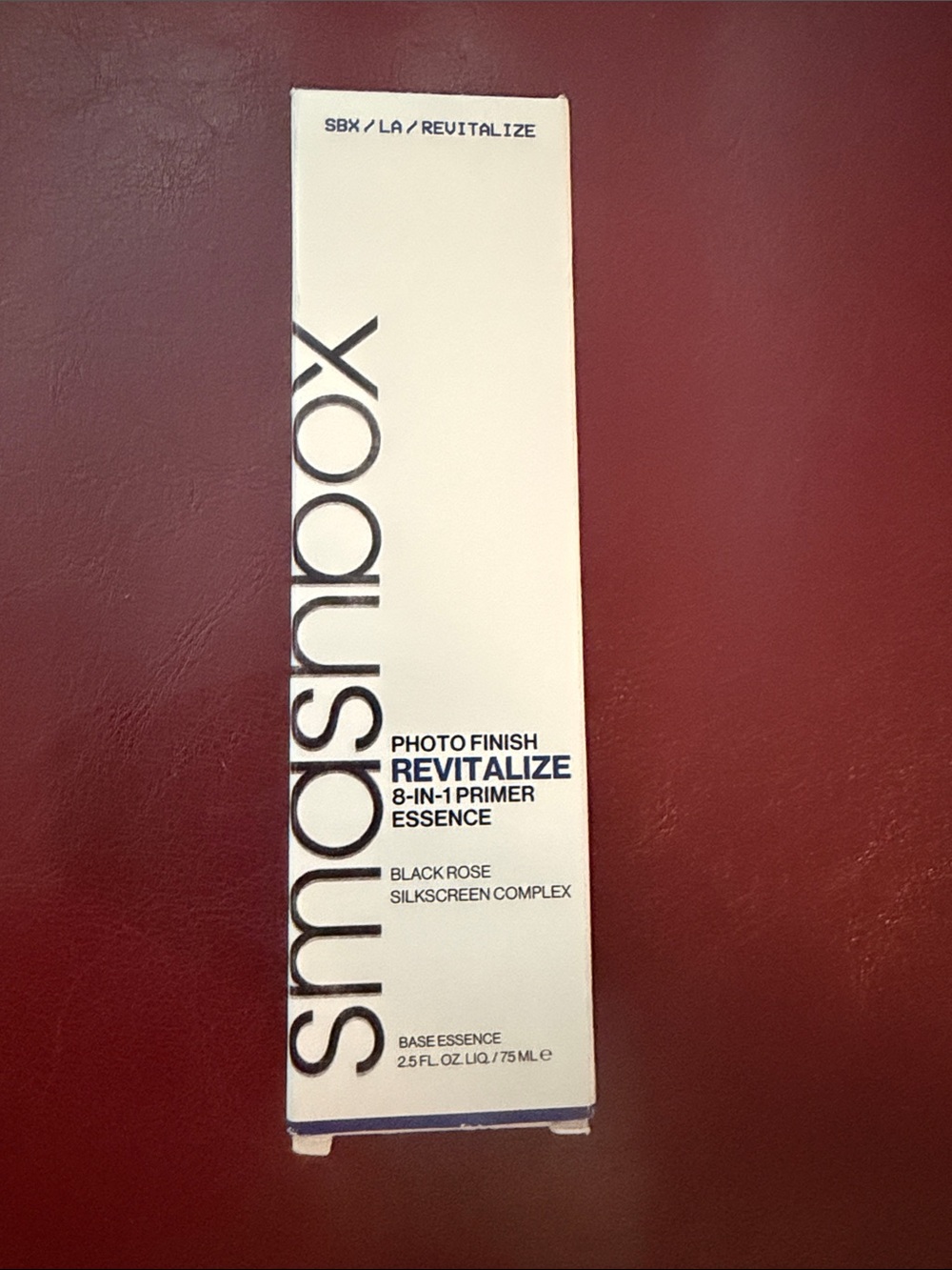Smashbox Photo Finish Revitalize 8-in-1 Primer Essence - White and Black Text